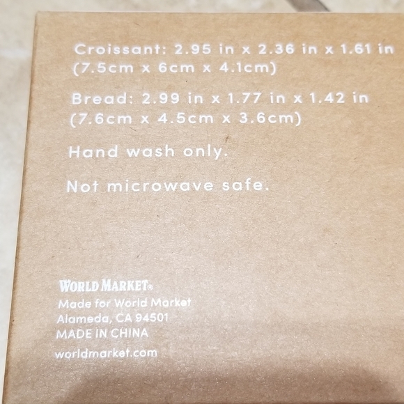 World Market Croissant and Bread Loaf Salt and Pepper Shakers - Picture 3 of 3